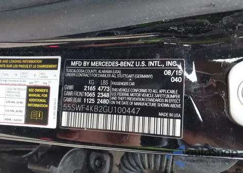 2016 Mercedes-Benz C 300 Sport 4Matic z USA, uszkodzony, nr VIN 55SWF4KB2GU100447